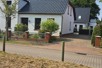 Attraktiver Wohnstandort am Wasser mit Einliegerwohnug 6 zimmer