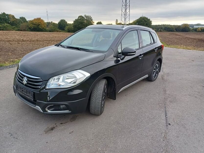 (SX4) S-Cross