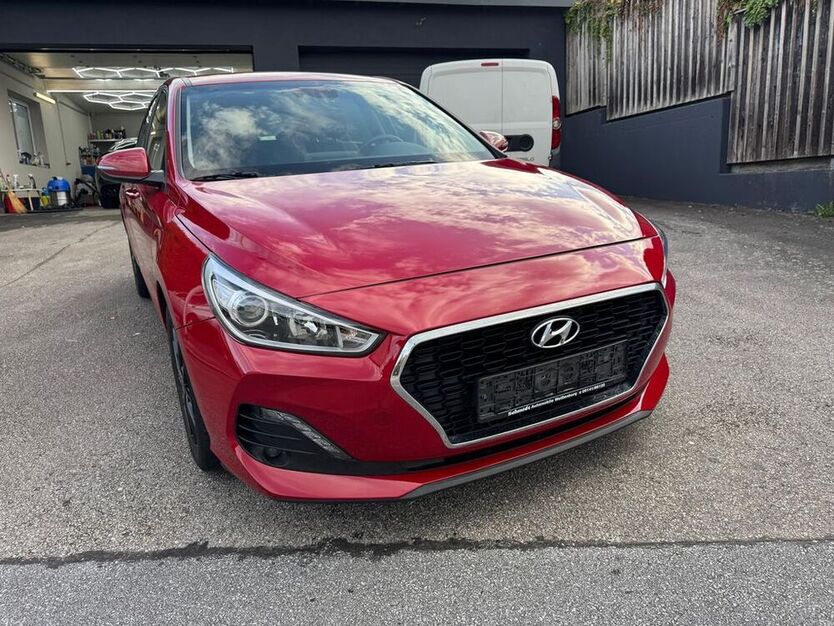 i30