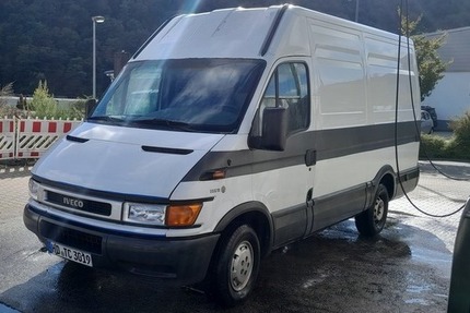 IVECO Daily 176.000 km 5.000 € Neckargemünd 69151