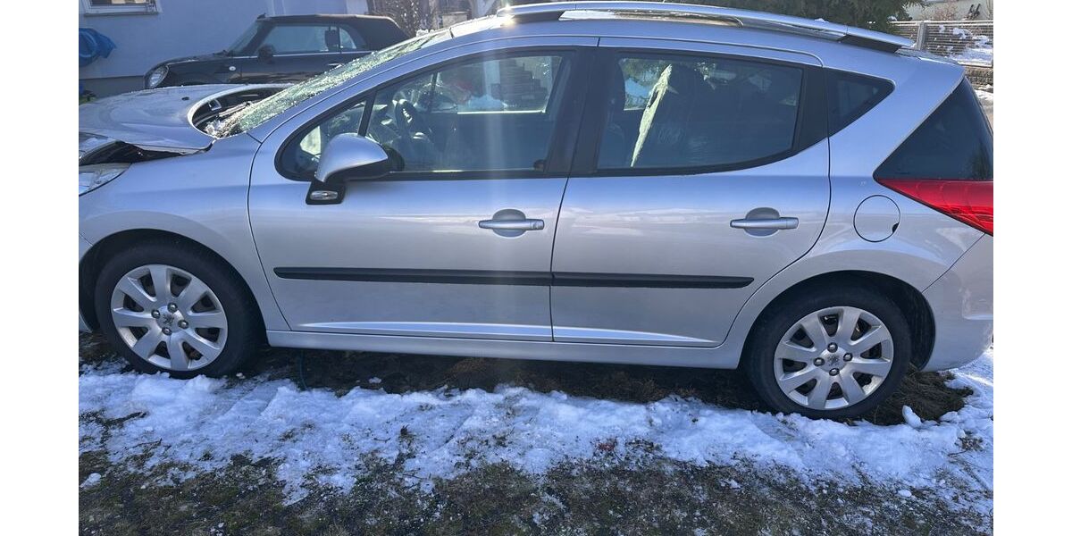 Peugeot 207 218.000 km 2.999 &euro; Oberrot 74420