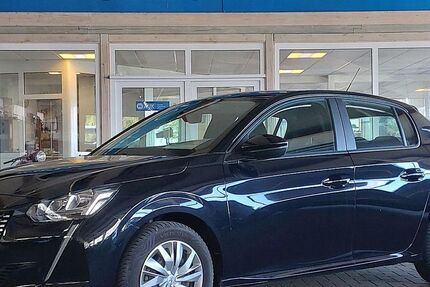 Peugeot 208 2.350 km 14.990 &euro; Steinbergkirche 24972