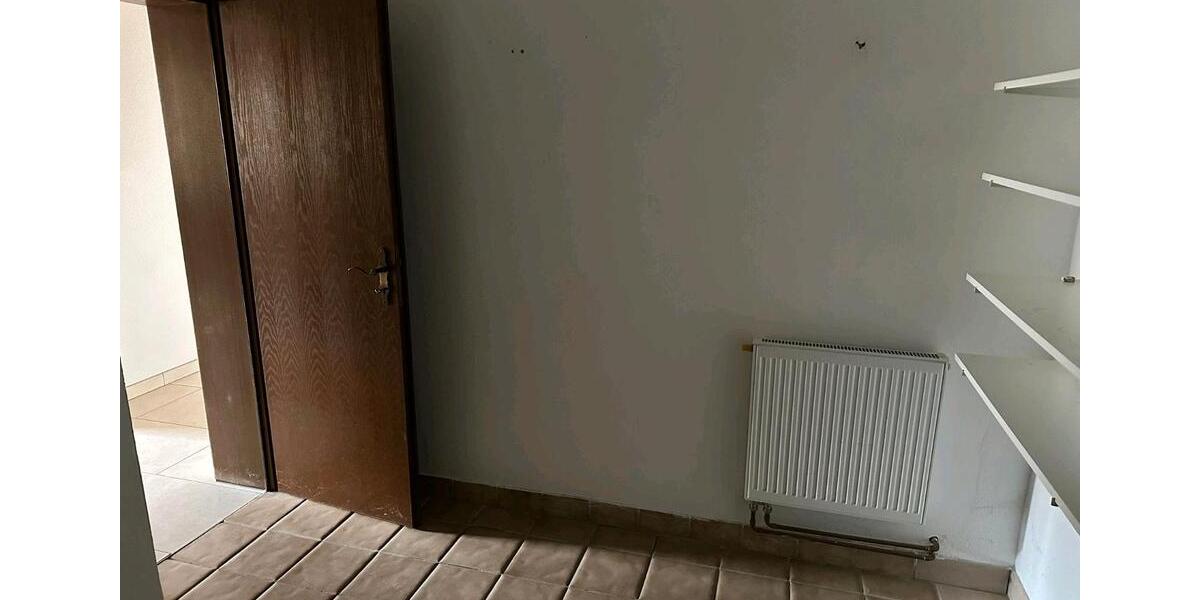 Etagenwohnung Osterode am Harz - 2 Zimmer, 75 m&sup2;, 380&euro; | Angebot:25607828