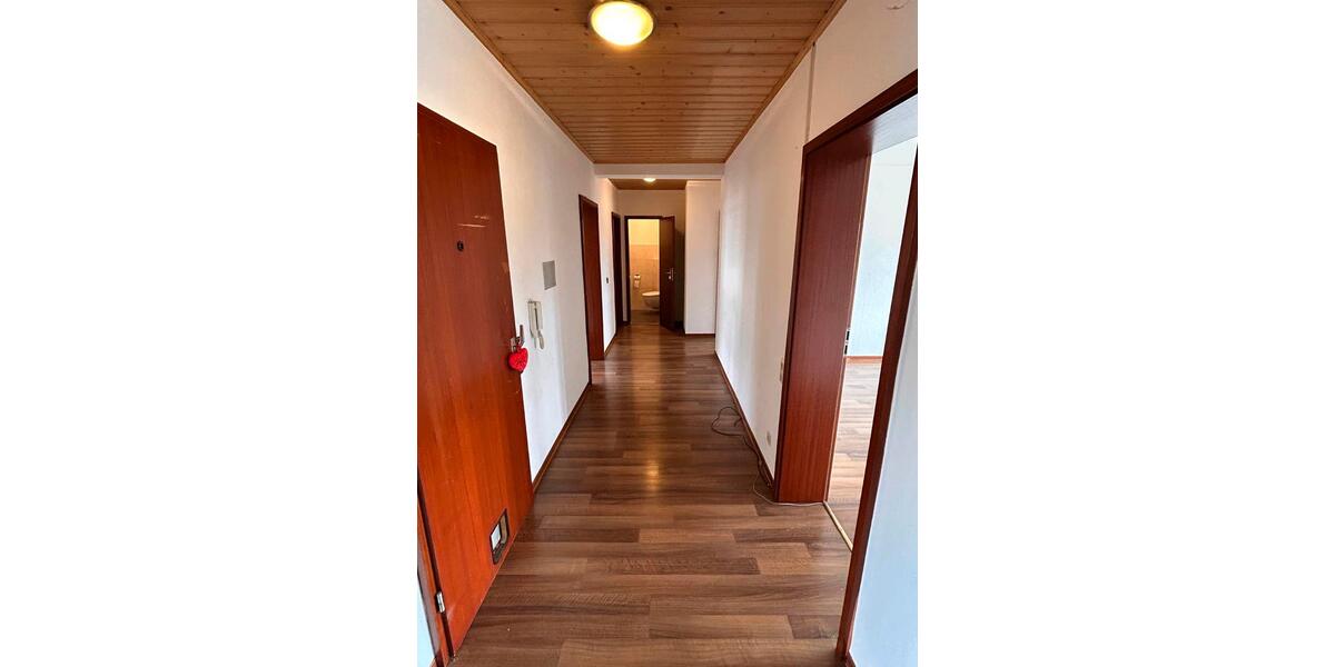 Etagenwohnung Karlsruhe Wettersbach - 4 Zimmer, 112 m&sup2;, 1.430&euro; | Angebot:26012950