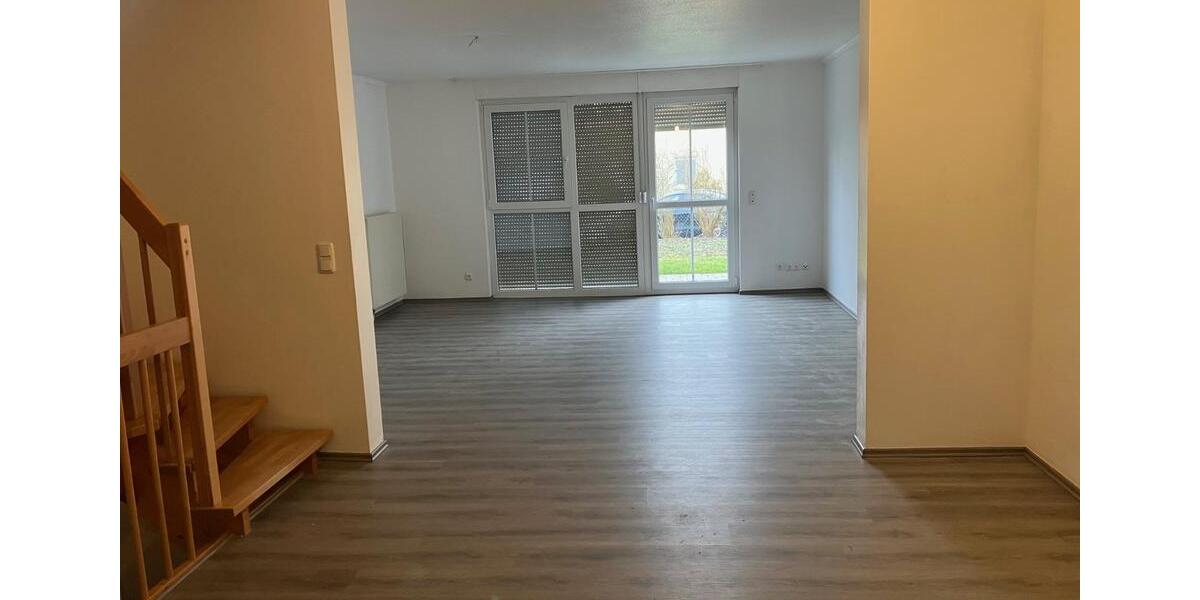 Reihenhaus Bamberg Gereuth - 5 Zimmer, 136 m&sup2;, 2.000&euro; | Angebot:25170603