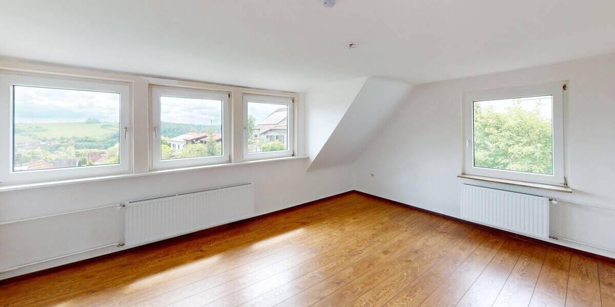Mehrfamilienhaus, Wohnhaus Bad Lauterberg im Harz Bad Lauterberg - 7 Zimmer, 155 m&sup2;, 144.900&euro; | Angebot:26686490