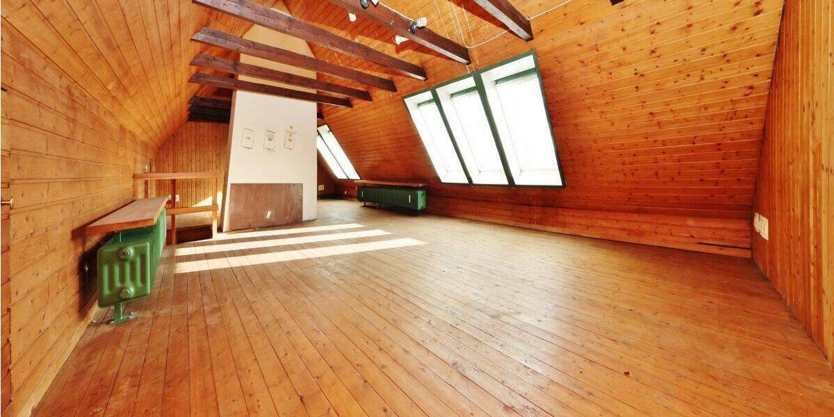 Mehrfamilienhaus, Wohnhaus Zetel Neuenburg - 6 Zimmer, 135 m&sup2;, 295.000&euro; | Angebot:26825651
