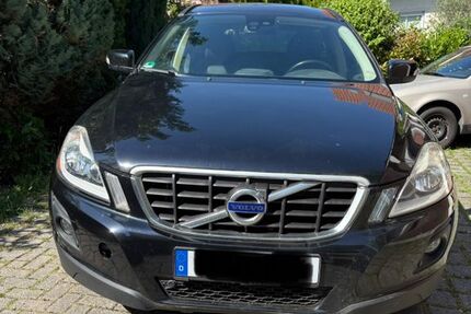 Volvo XC60 43.000 km 13.999 &euro; Stuttgart 70437