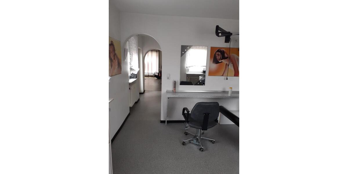 Einfamilienhaus Hochspeyer - 8 Zimmer, 194 m&sup2;, 289.000&euro; | Angebot:27062413