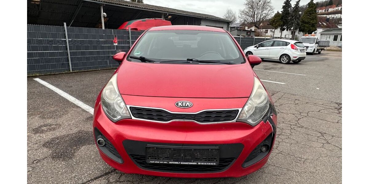 Kia Rio 232.000 km 2.000 &euro; Niefern-Öschelbronn 75223