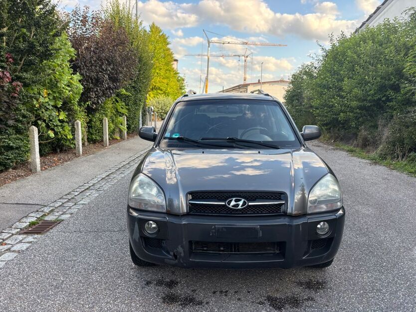 Hyundai TUCSON 275.000 km 2.250 € Ergoldsbach 84061