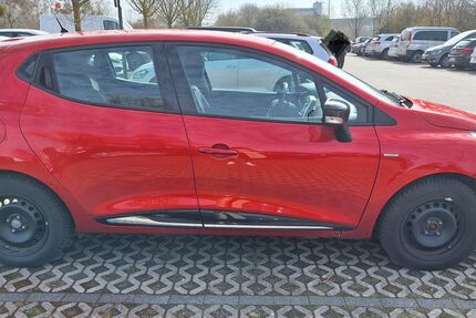 Renault Clio 78.100 km 5.999 &euro; Nauen 14641