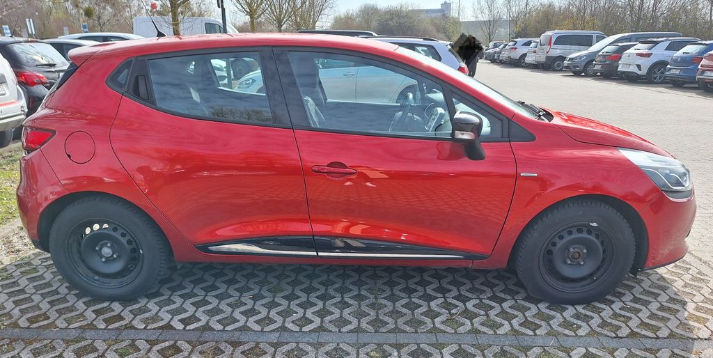 Renault Clio 78.100 km 5.999 &euro; Nauen 14641
