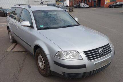 VW Passat 292.497 km 590 &euro; Springe 31832