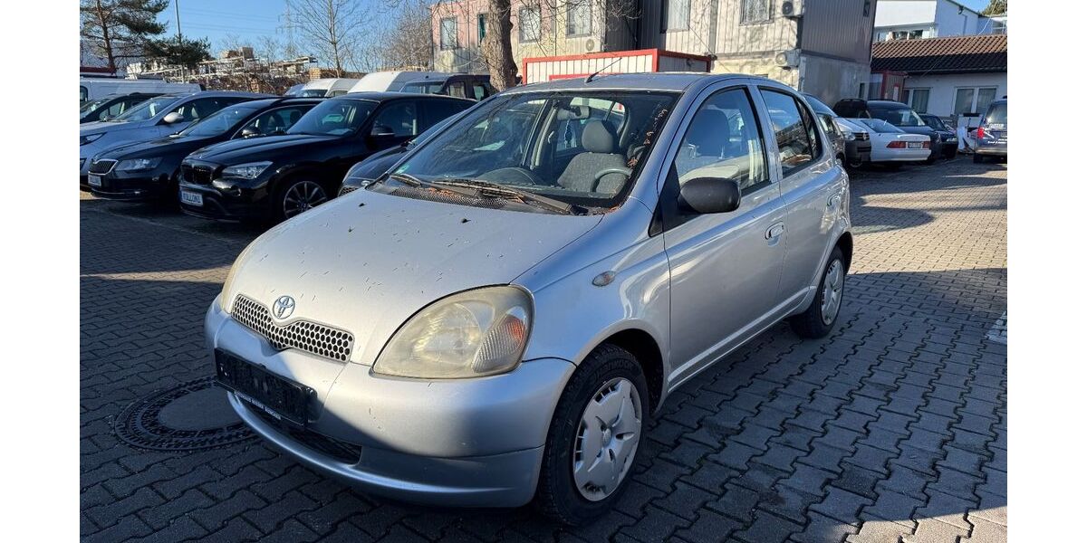 Toyota Yaris 145.000 km 1.111 &euro; München 81243
