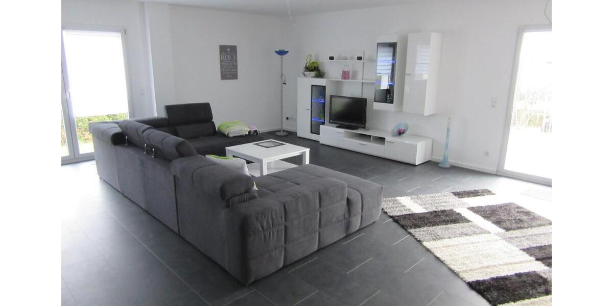 Doppelhaushälfte Ulmen - 2 Zimmer, 200 m&sup2;, 438.000&euro; | Angebot:26221661