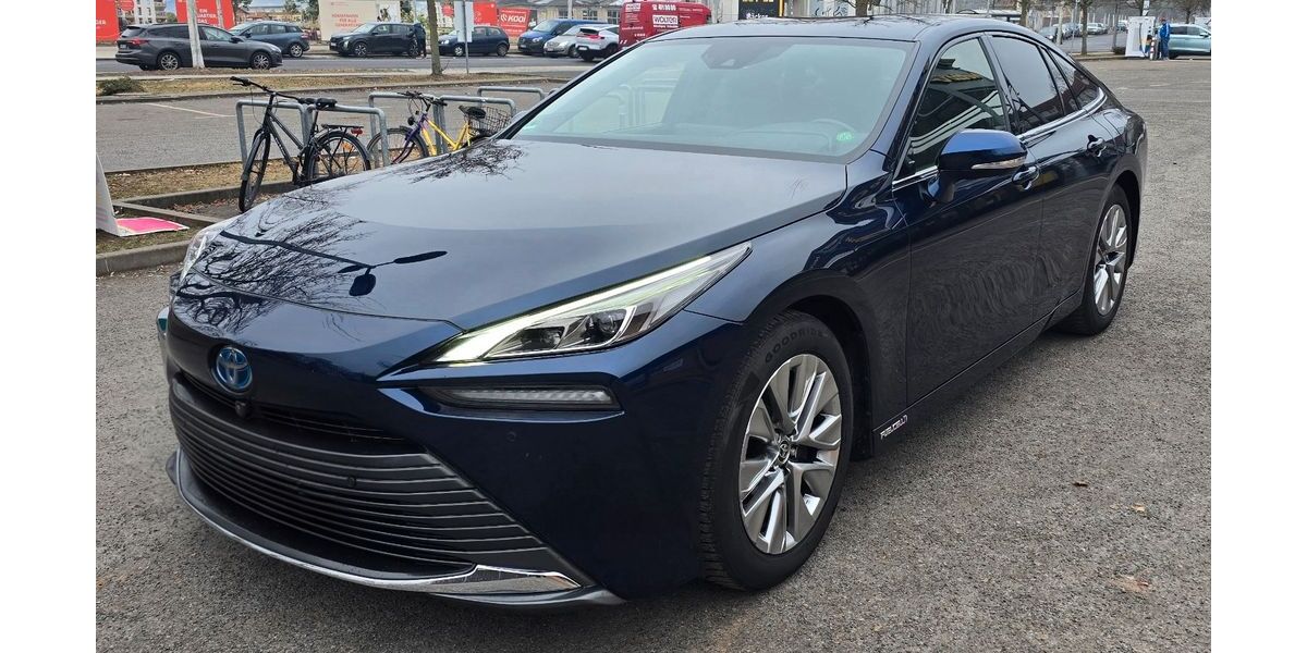 Toyota Mirai 269.000 km 11.000 &euro; Berlin - Neukölln 12043