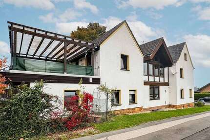 Haus zum Kaufen in Mechernich 479.000 € 254.24 m² 7 zimmer