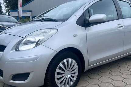 Toyota Yaris 87.700 km 3.890 &euro; Elmshorn (bei Hamburg) 25335