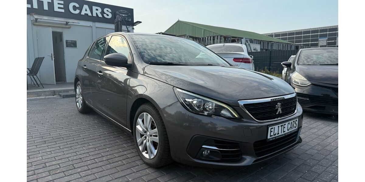 Peugeot 308 184.000 km 8.800 &euro; Berlin 12307