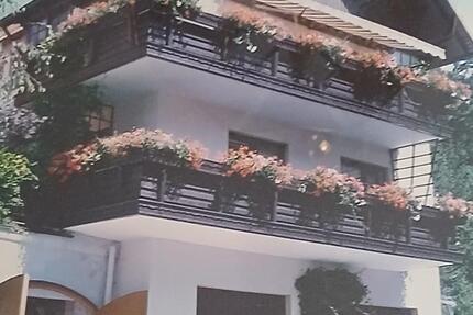 Haus Wiesenttal - 9 Zimmer, 200 m&sup2;, 245.000&euro; | Angebot:27055082