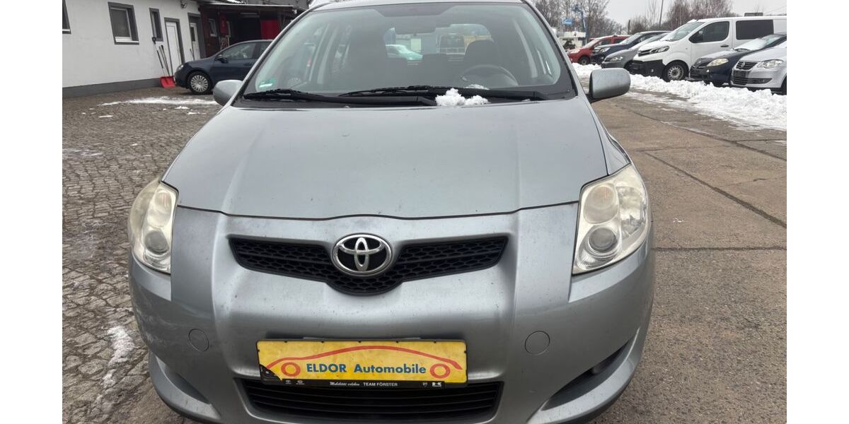 Toyota Auris 144.385 km 2.900 &euro; Kamenz 01917