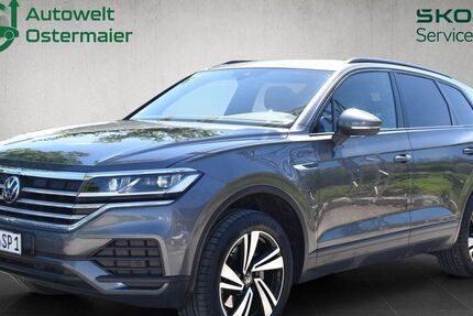 VW Touareg 67.885 km 41.485 &euro; Tacherting 83342