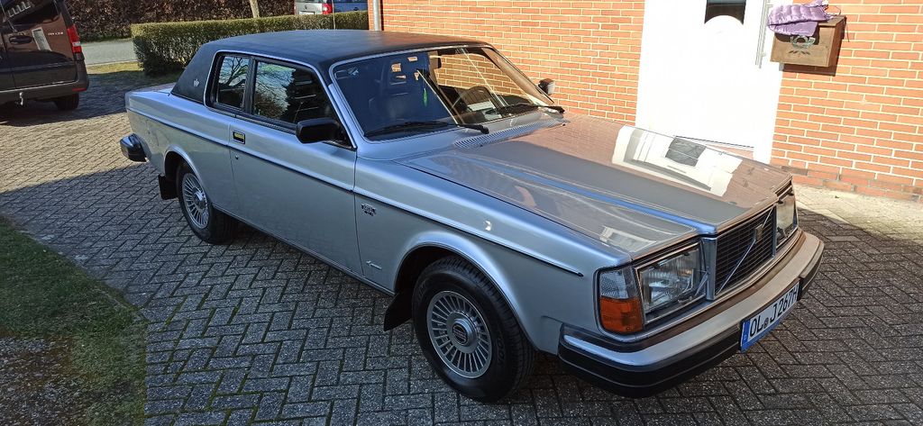 Volvo 262 244.000 km 15.900 &euro; Brettorf 27801