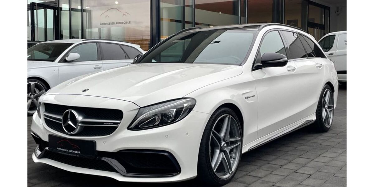 Mercedes-Benz C 63 AMG 84.900 km 39.900 &euro; Helsa 34298