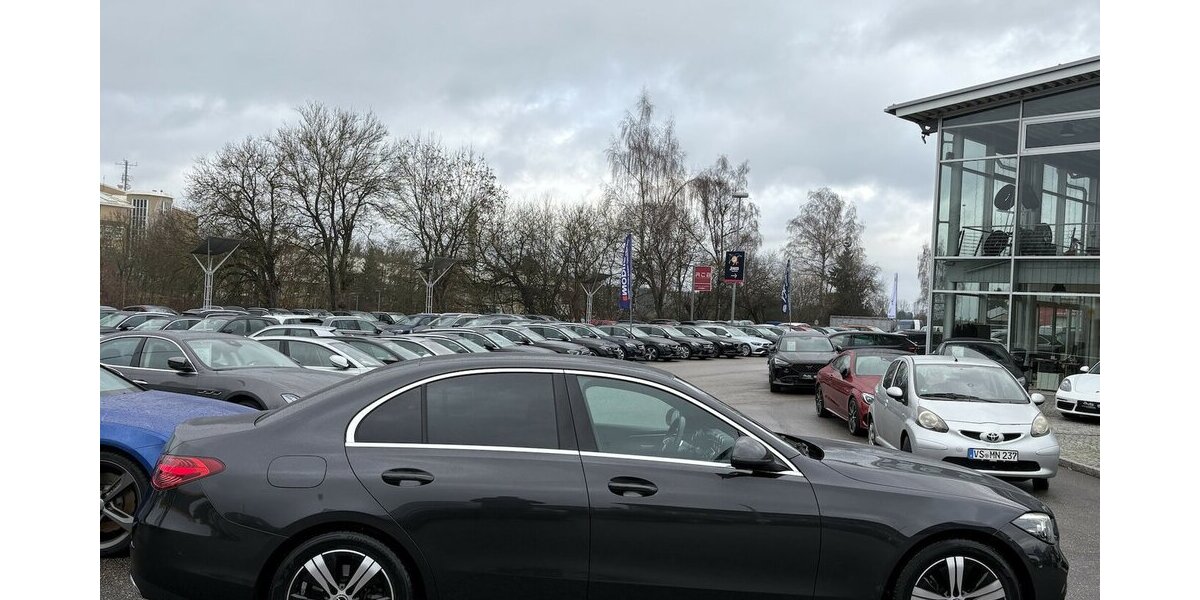 Mercedes-Benz C 200 d/AVANTGARDE/KAMERA/BURMESTER/LED/1.HAND 85.974 km 29.900 &euro; Villingen-Schwenningen 78054