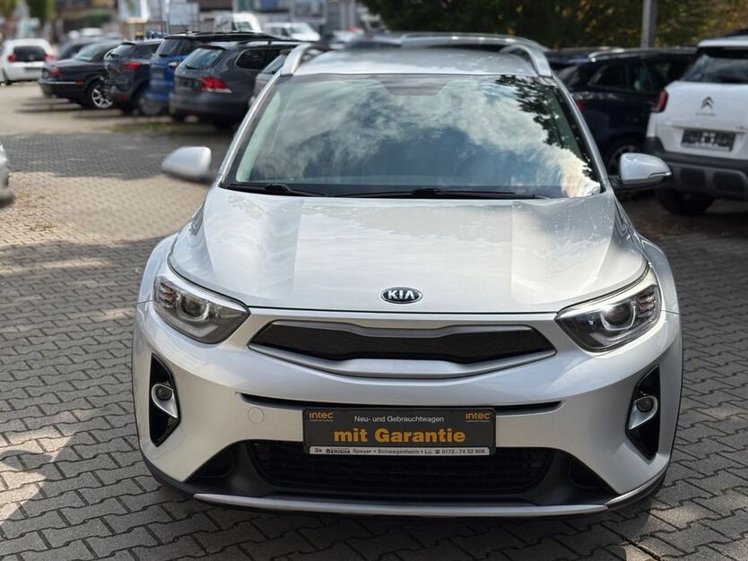 Kia Stonic 110.000 km 11.490 € Speyer 67346
