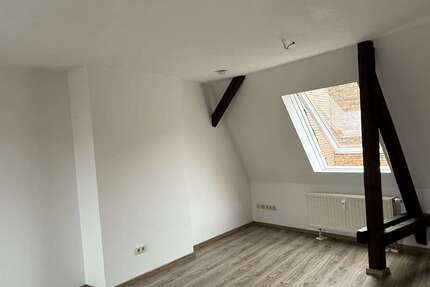 Wohnung Halle Altstadt - 1 Zimmer, 43 m&sup2;, 380&euro; | Angebot:27351502