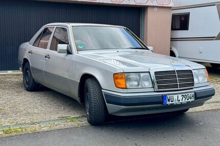 Mercedes 230