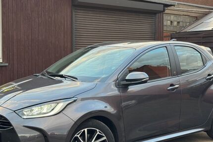 Toyota Yaris 46.000 km 17.450 &euro; Duisburg 47179