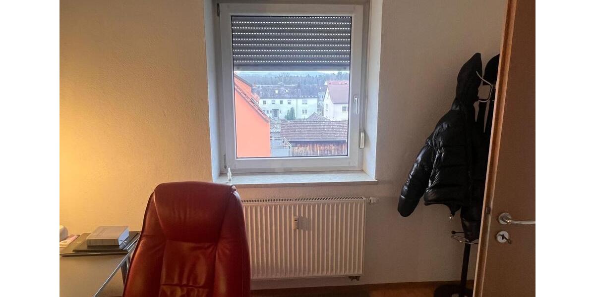 Etagenwohnung Altenstadt an der Waldnaab - 3 Zimmer, 85 m&sup2;, 770&euro; | Angebot:25417742