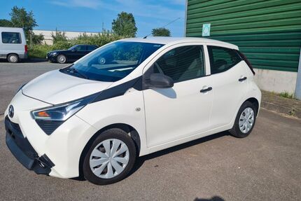 Toyota Aygo (X) 136.670 km 5.490 &euro; Duisburg 47229