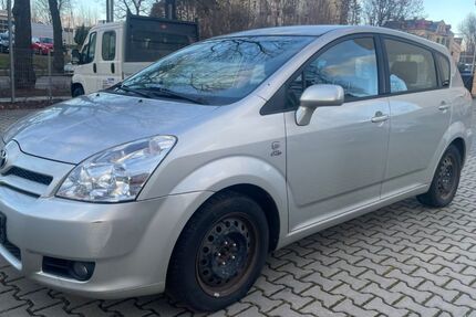 Toyota Corolla Verso 201.173 km 2.100 &euro; Chemnitz 09130