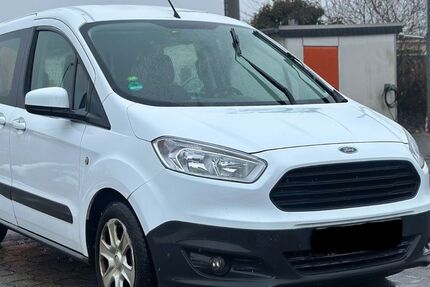 Ford Transit Courier 139.000 km 2.700 &euro; Bispingen 29646