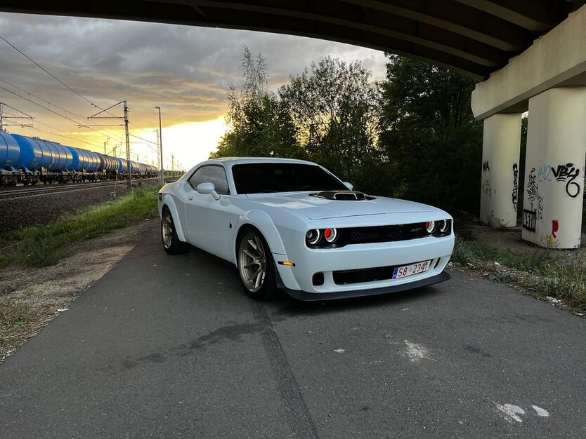 Dodge Challenger 35.000 km 59.900 € Treuchtlingen 91757