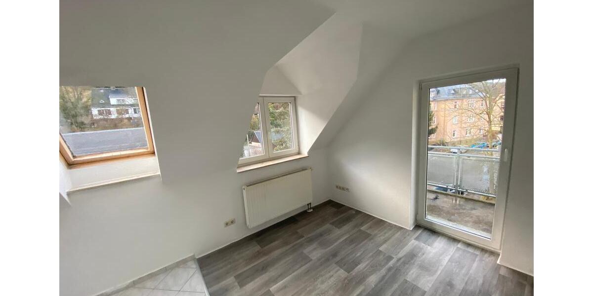 Etagenwohnung Greiz - 2 Zimmer, 27 m&sup2;, 199&euro; | Angebot:26658962