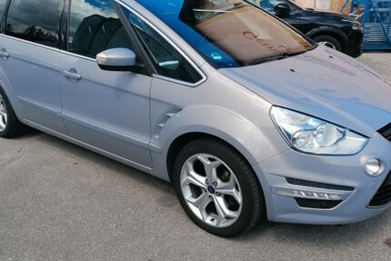 Ford S-Max 330.000 km 2.950 &euro; Landshut 84034