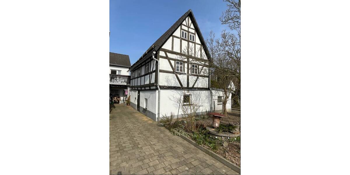 Mehrfamilienhaus, Wohnhaus Bobritzsch-Hilbersdorf Sohra - 9 Zimmer, 215 m&sup2;, 180.000&euro; | Angebot:26189841