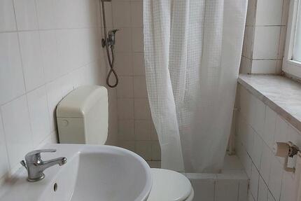 Kleine ruhige 2 Zimmer Wohnung nähe FH und Zentrum 440, - Euro 2 zimmer