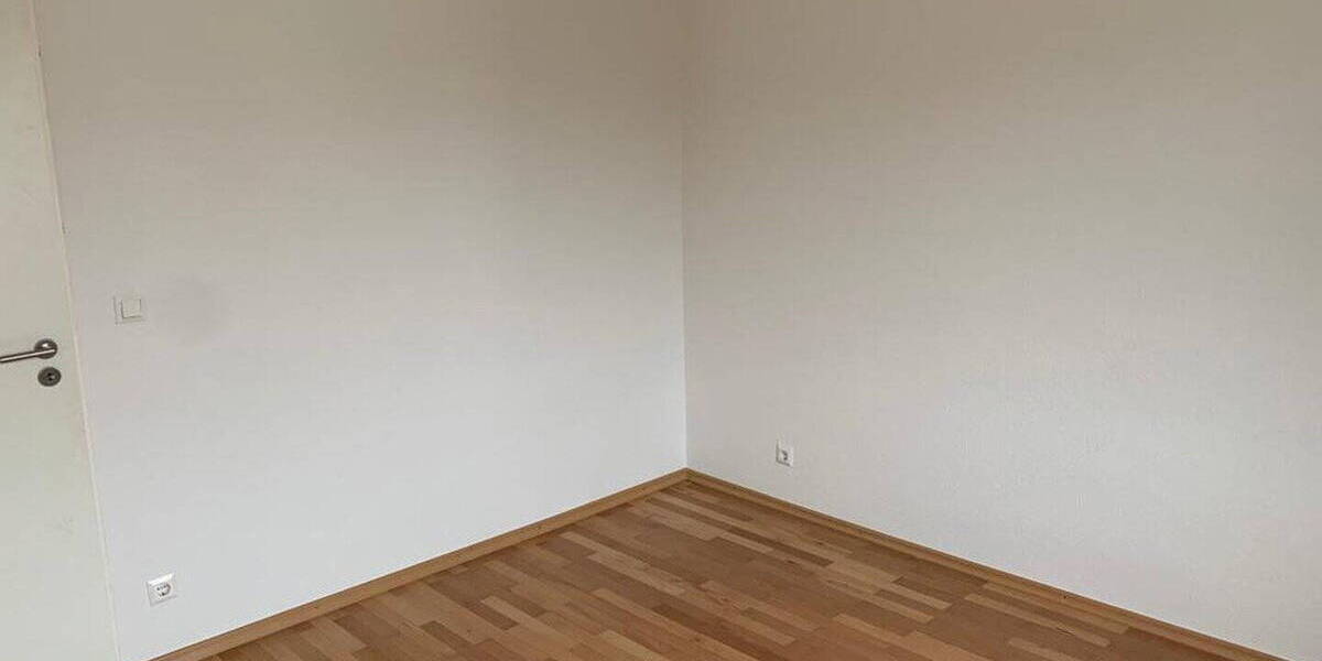 Etagenwohnung Nordstemmen Mahlerten - 4 Zimmer, 130 m&sup2;, 1.150&euro; | Angebot:26695267