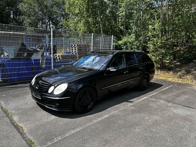 Mercedes-Benz E 320 370.000 km 2.700 € Markersdorf 02829