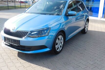 Skoda Fabia 30.079 km 8.895 &euro; Staßfurt 39418