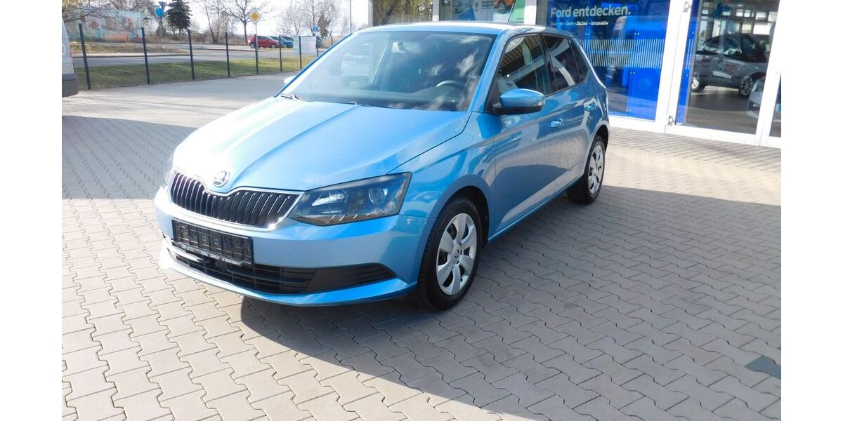 Skoda Fabia 30.079 km 8.895 &euro; Staßfurt 39418