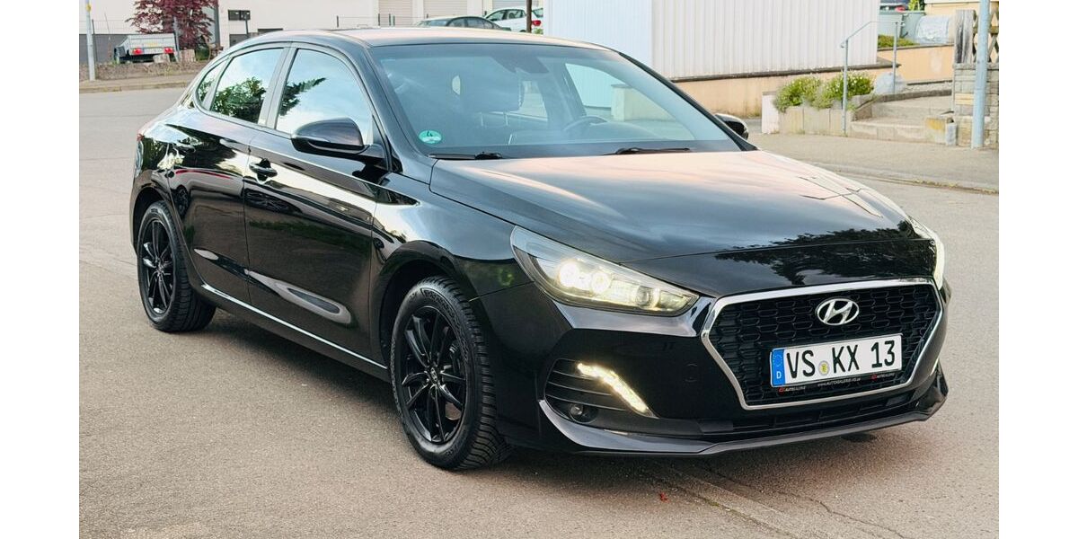 Hyundai i30 105.500 km 12.900 &euro; Trossingen 78646