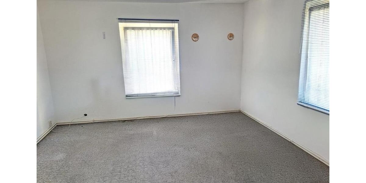 Etagenwohnung Demmin - 3 Zimmer, 60 m&sup2;, 330&euro; | Angebot:26610915