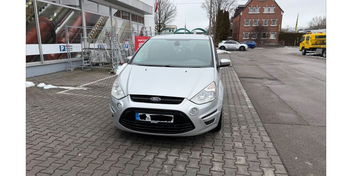 Ford S-Max 222.000 km 5.199 &euro; Ulm 89073